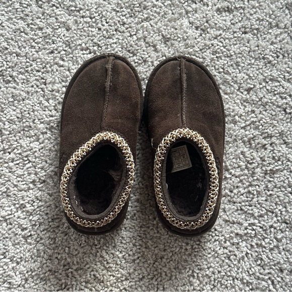 Ugg Toddler Tasman Slipper - Picture 2 of 5